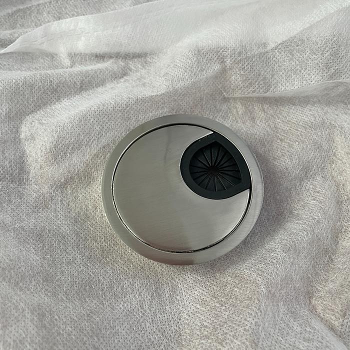 

Baru Cable Grommet Besi 60mm - Tutup Lubang Kabel Meja