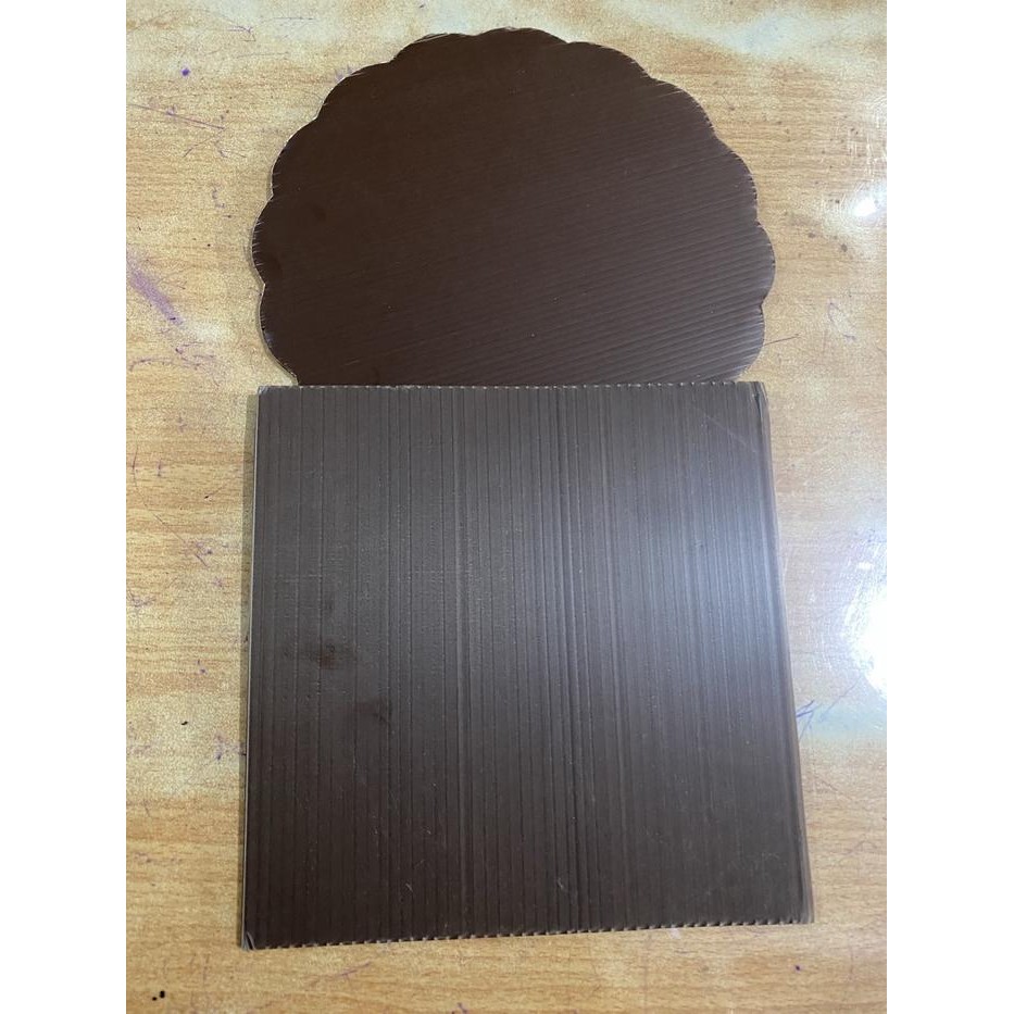 

Impraboard Coklat 28Cm Kotak / Bulat Kembang