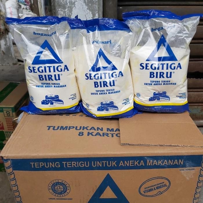 

Sale terbaru tepung terigu segitiga biru 1 dus Ready