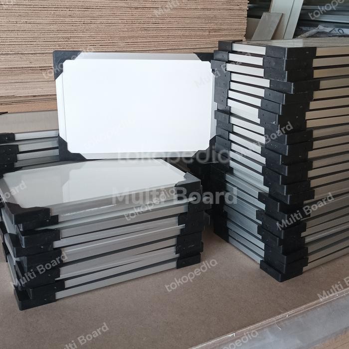 

ID WHITEBOARD MINI 20 X 30 CM