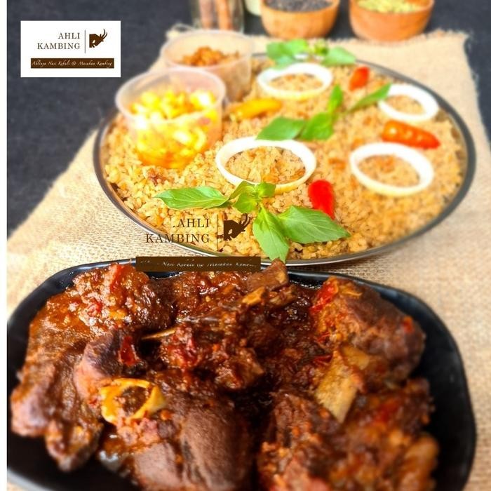 

Baru Tampah Spesial Nasi Kebuli/Mandhi Kambing Bakarica 3 Porsi