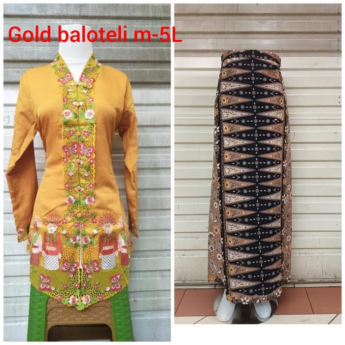 kebaya Betawi encim ondel