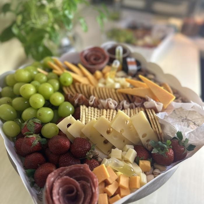 

party board charcuterie cheese platter premium hampers stok terbatas