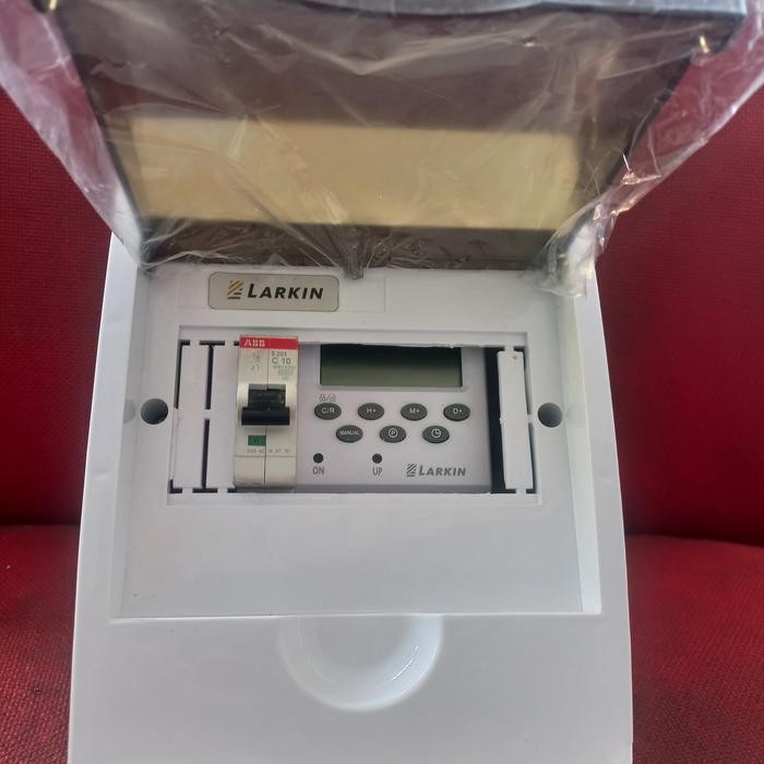 Panel Lampu Otomatis Timer Digital