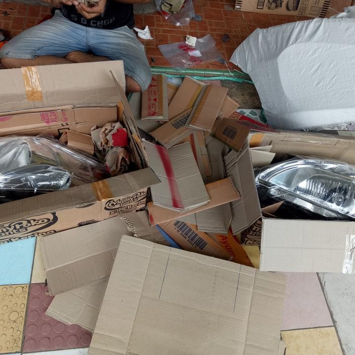 Headlamp Suzuki Ertiga Bekas