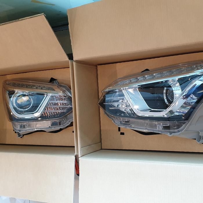Headlamp Lampu Depan Asli Isuzu Mux