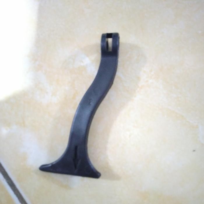 Lidah Grill Tarikan Kap Mesin W202