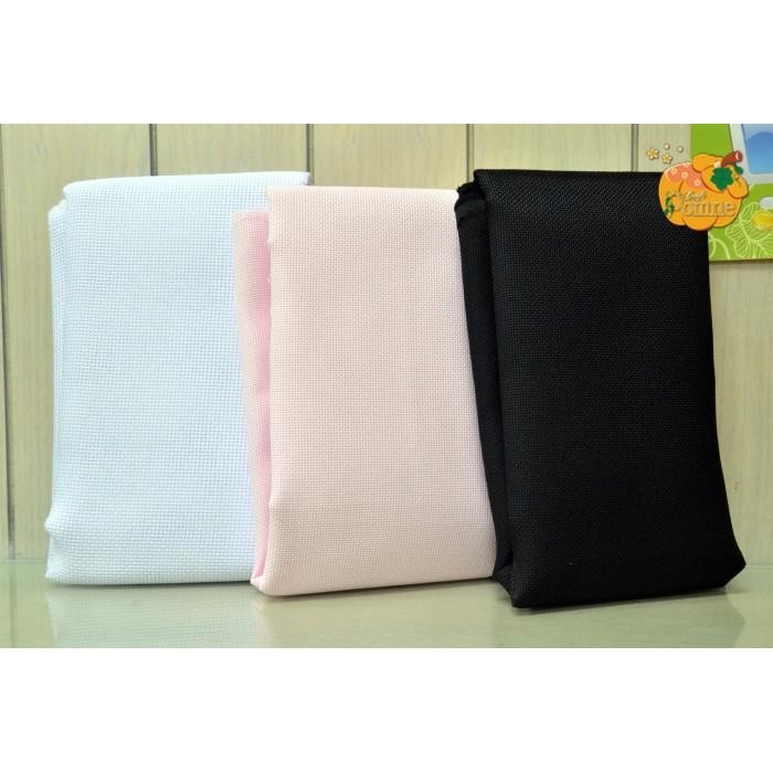 

Kain Kristik / Cross Stitch, Warna Putih / Pink / Hitam