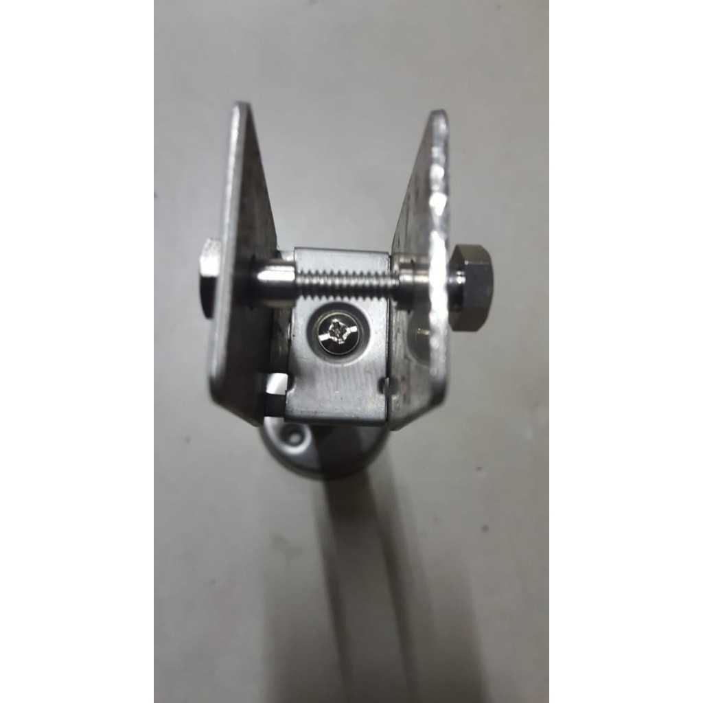 PENYEKAT PARTISI/KAKI PARTISI TOILET KAMAR MANDI