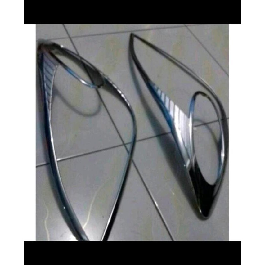 Diskon Garnish Depan Avanza Lama