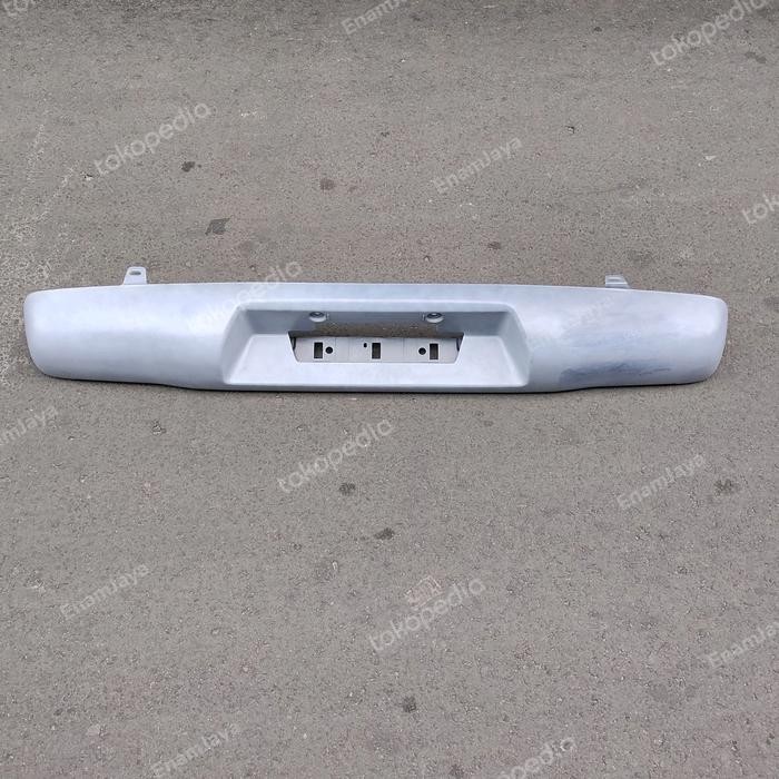 Mazda Genuine Parts Bumper Belakang Mazda Bt50 Un Tahun 2006 Ke Atas