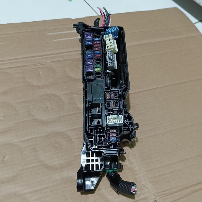 FUSE BOX SEKRING RUMAH SEKRING TOYOTA GRAND AVANZA GREAT XENIA