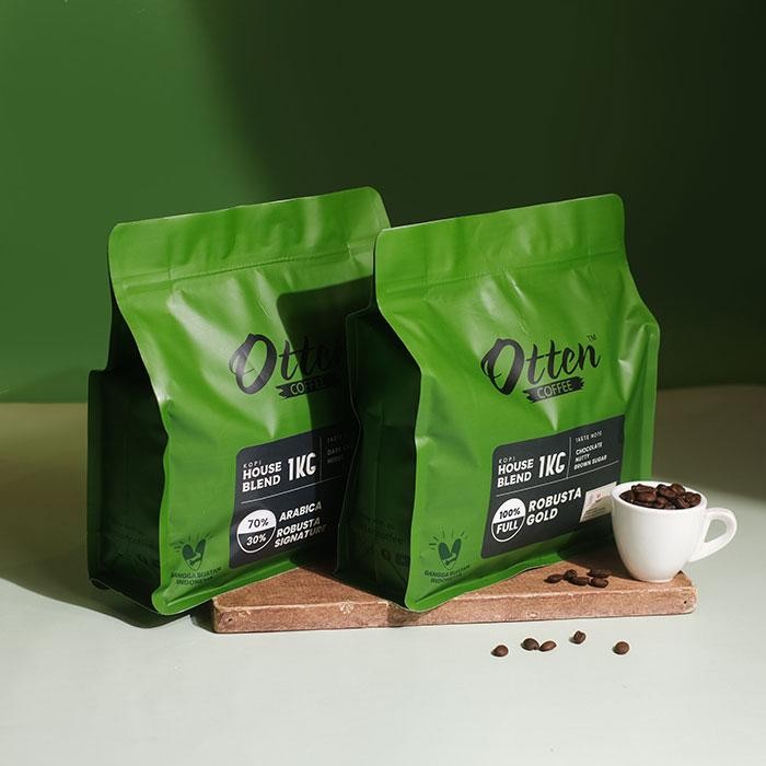 

BIJI BUBUK KOPI 70% ARABICA 30% ROBUSTA SIGNATURE HOUSE BLEND 1KG OTTEN COFFEE