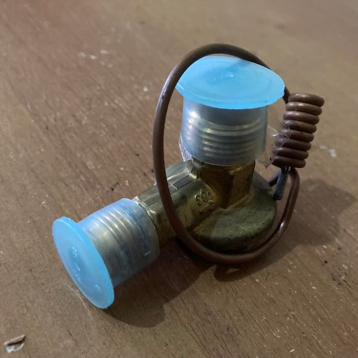 Expansion Expansi Valve Ac Toyota Kijang Kapsul 7K Avanza Isuzu Panther Made In Japan