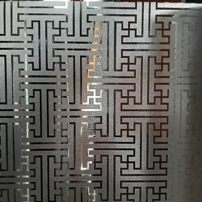 Stiker Kaca Jendela Rumah Sanblas Motif Labirin Lebar 120 x 50 meter