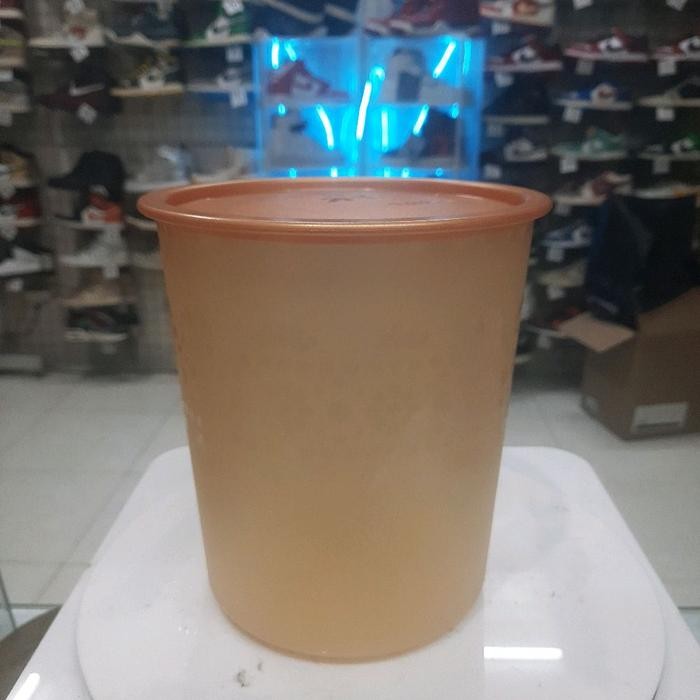 TUPPERWARE Large Mosaic Canister