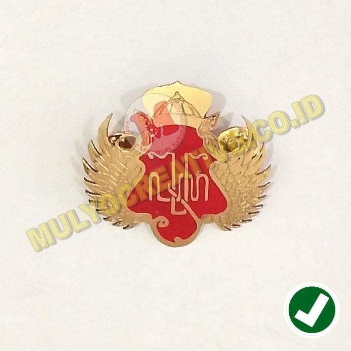 

Pin Logo Keraton Jogjakarta - Lencana Logo Jogja Bahan Logam Kuningan PREMIUM