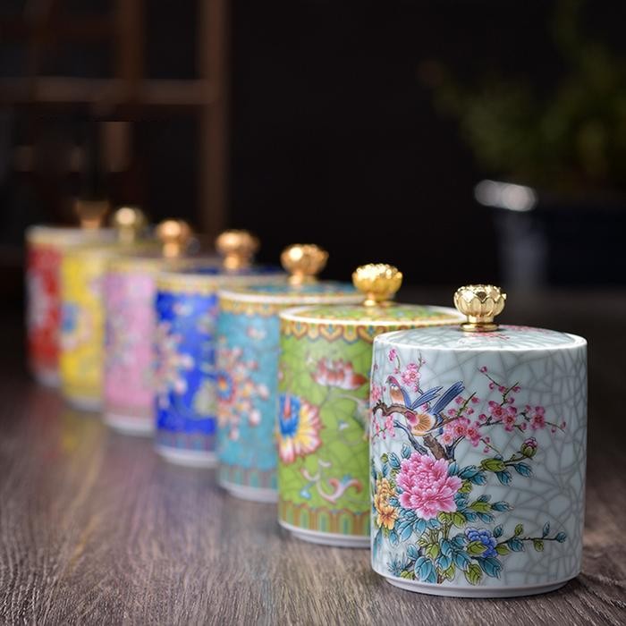 Tempat Penyimpanan Daun Teh/ Tea Leaves and Functional Jar