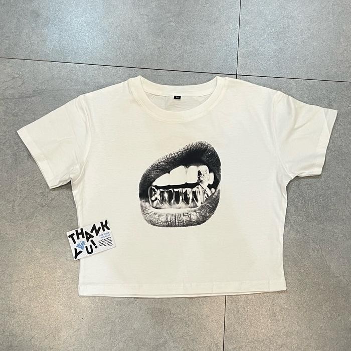 (Allthebest) lips baby tee y2k crop top graphic tee downtown vintage 2000s