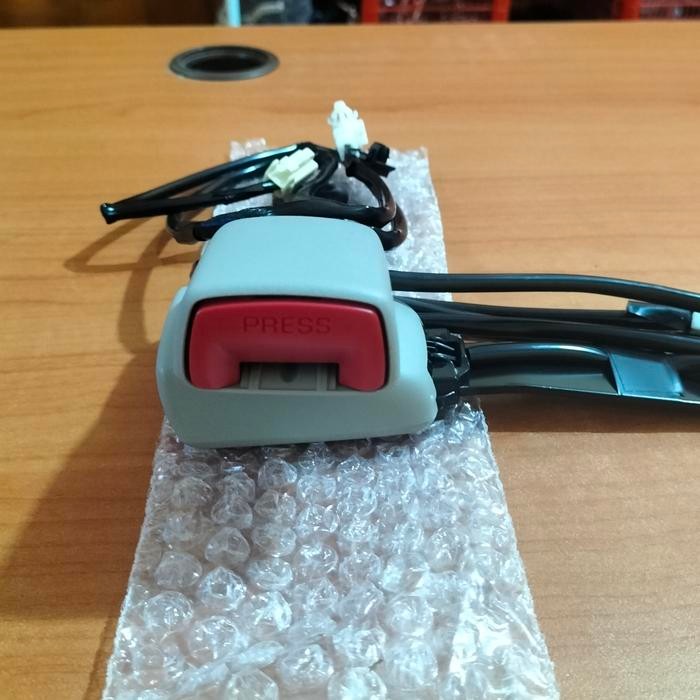 TERMURAH SEAT SAFETY BELT DEPAN INNOVA FORTUNER HILUX LAMA TOYOTA ORIGINAL