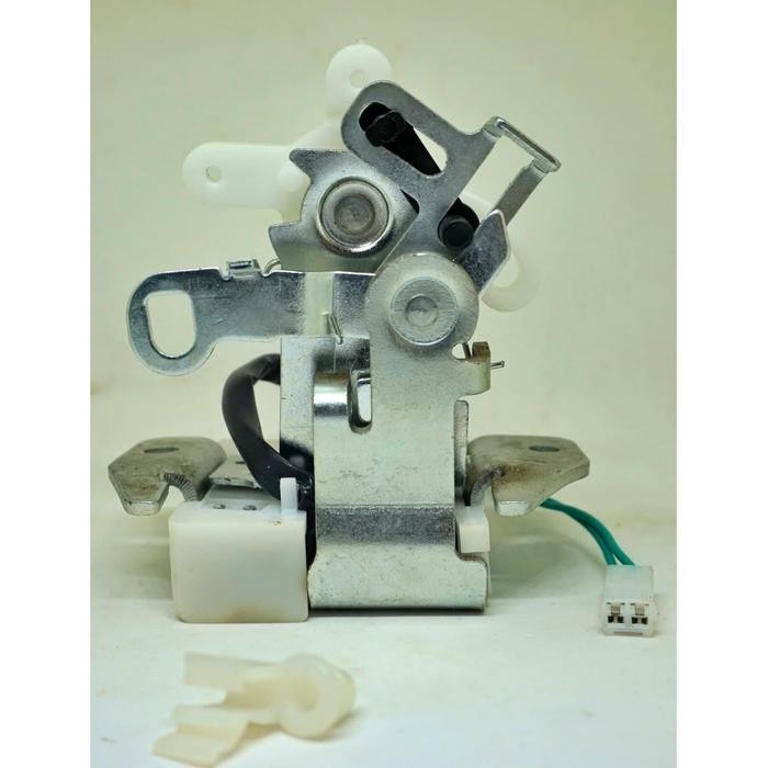 Door Lock Backdoor Kunci Pintu Bagasi Daihatsu Granmax Minibus Kode 032