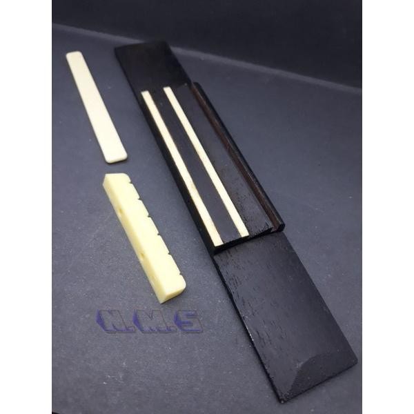 Edition... Bridge Gitar Klasik Senar Nylon Akustik Cort Pabrikan