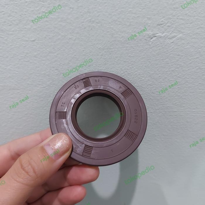 Hemat Oil Seal Tc 30 62 7 Fkm . Tc 30 X 62 X 7 Fkm Vitton