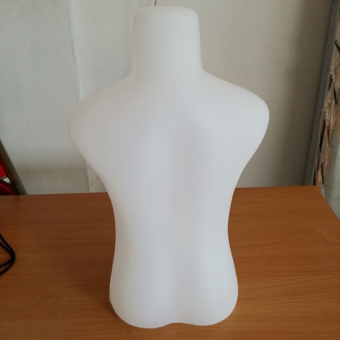 

MANEKIN ANAK SETENGAH BADAN M + KAKI BESI