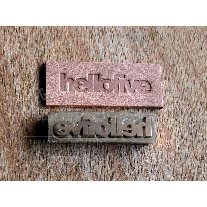 

MATRAS EMBOSS / HOT PRINT STAMP KUNINGAN MAX 15cm PERSEGI