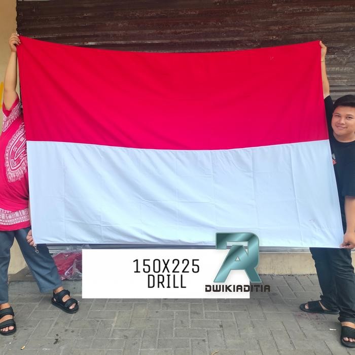 

Terlaris Bendera Merah Putih 150x225 DRILL Pengait Atas Bawah SALE