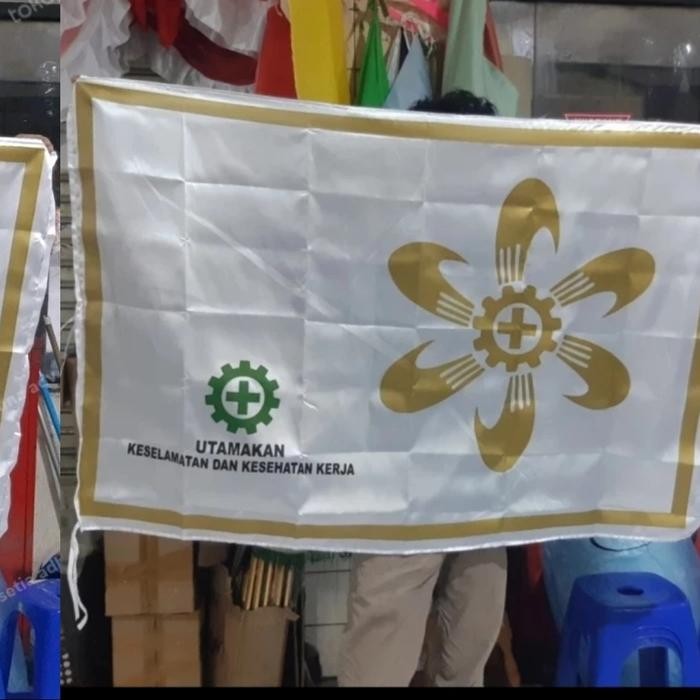 

Terlaris Bendera k3 smk gold tinta emas 90x135cm SALE