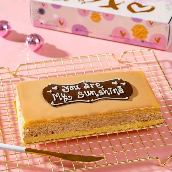 

Valentine Gift Cake Signature Tiramisu Avocado Regale Chocolate Nastar