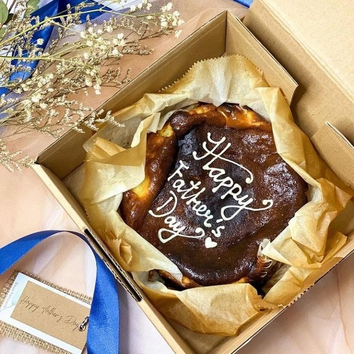 

Burnt Cheesecake / Burnt Basque Cheese cake by Doux Patisserie