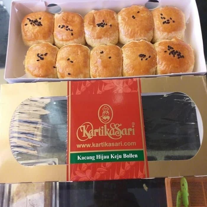 

Pisang Molen Bolen Medium Original KARTIKA SARI Bandung Apel Kacang