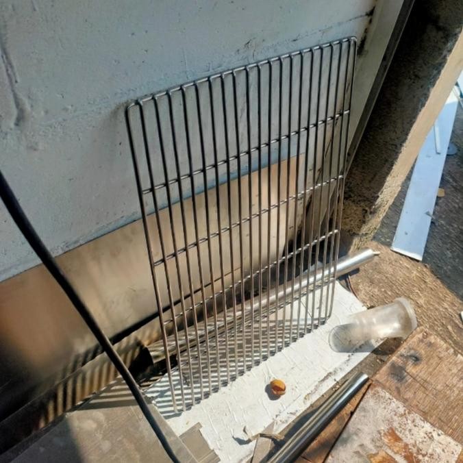 

Grill/Tatakan Ikan,Daging Asap. 60X40. Stainless. As 6 Mm. Jari 5Mm Terlaris