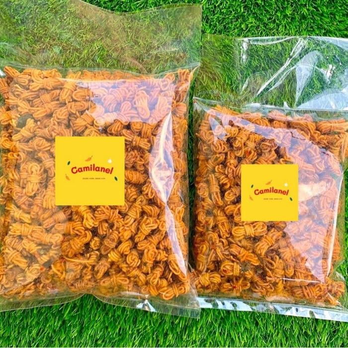 

Mie gulung kemasan 1KG (1000 gram) Cemilan Kering Pedas - Food, Makanan, Keripik, Snack, Crispy