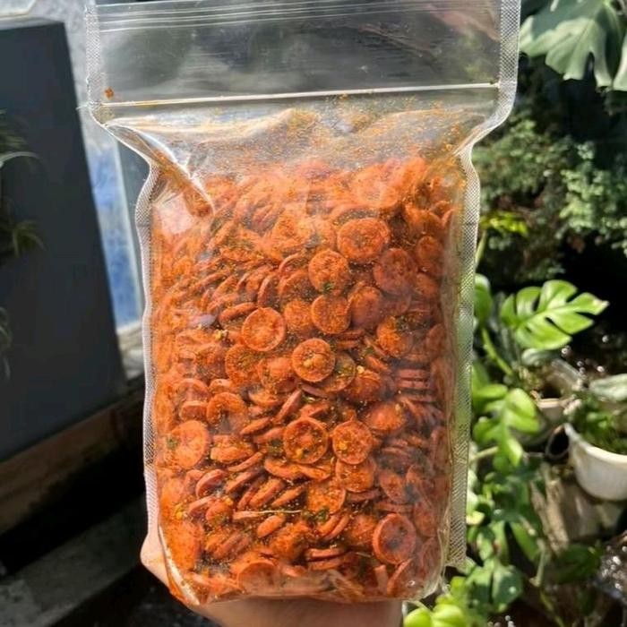 

1KG Sosis Goreng Pedas Daun Jeruk Viral Camilan Food Snack Makanan Kering Sosreng Aneka Seblak