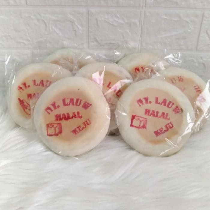 

New kue bulan NY LAUW Halal