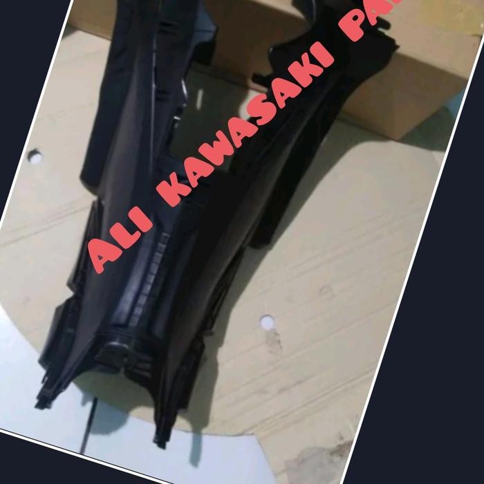 Sayap Dalam Cowlin Inner Kawasaki Edge Original