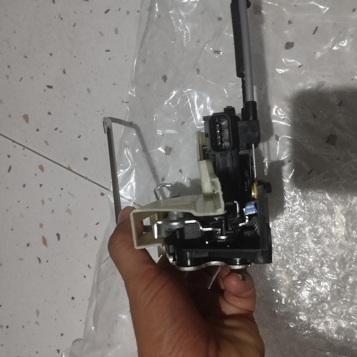 Latch Door Lock Depan Kanan Kia All New Picanto Free Pemasangan