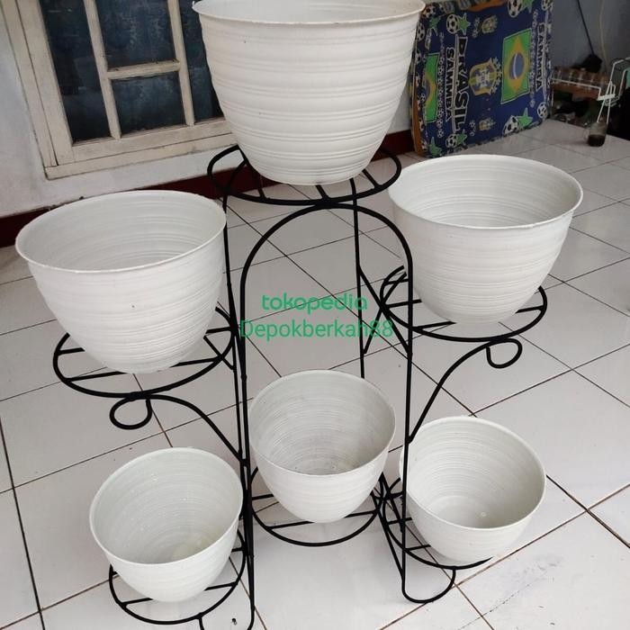 Rak Bunga Besar/Rak Pot Bunga besi/Dudukan rak bunga/Standing Pot