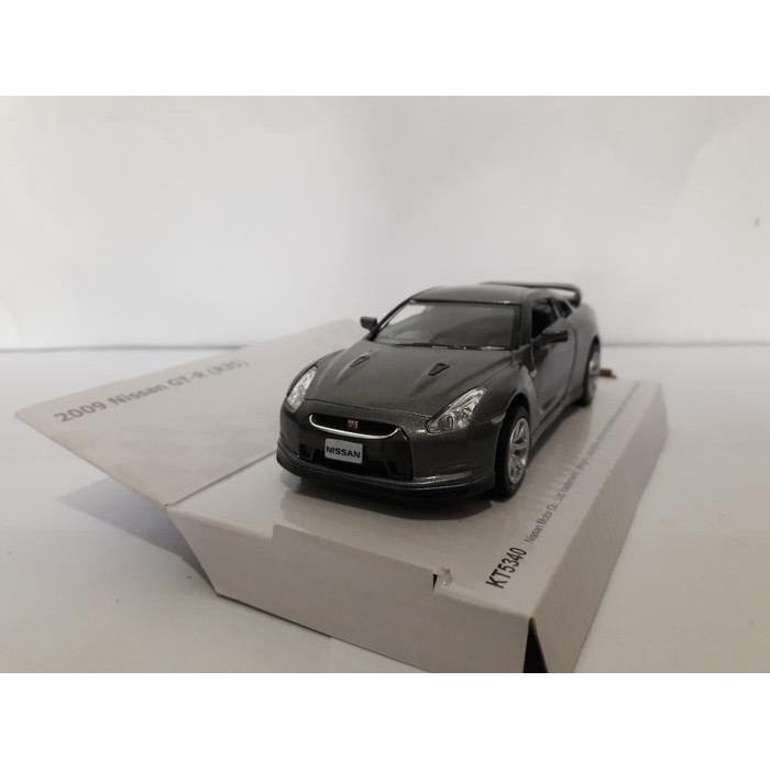 diecast kinsmart Nissan GT-R R35