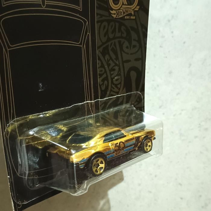 HOT WHEELS HOTWHEELS 67 CAMARO BLACK GOLD 50TH ANNIVERSARY EDITION