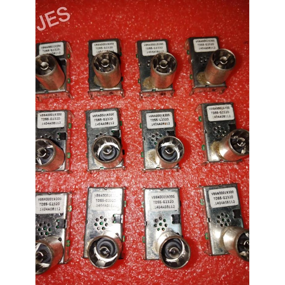 Terlaris Tuner TV LED TOSHIBA V86A00019300 TDSS-G232D 1404A08112 11PIN NEW ORI SALE