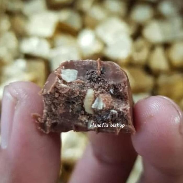 

New PROMO PIRAMID COKLAT 1KG BAHAN SQ COKLAT KILOAN PIRAMID MINI LEBURAN BAHAN SQ