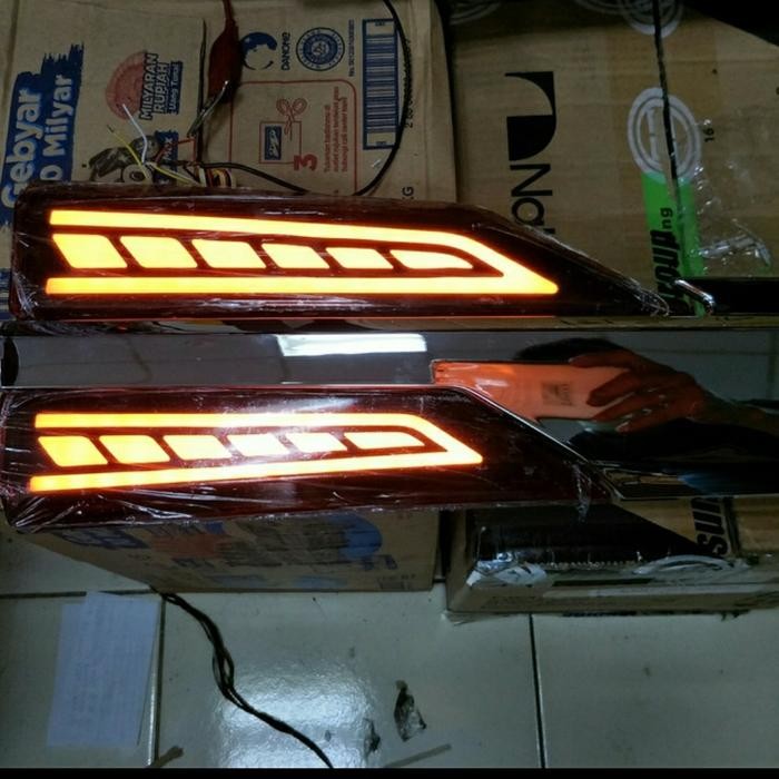 Terbatas Reflector Trunklid Avanza 2019 Lampu