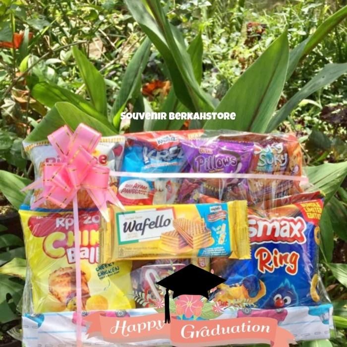 

Paket snack hampers idul fitri/hampers graduation/paket snack ultah