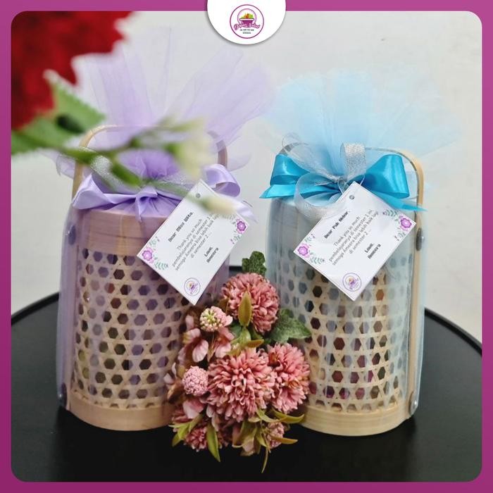 

Hampers / Parcel Buah Tas Anyam Bambu JUMBO + Kartu Ucapan