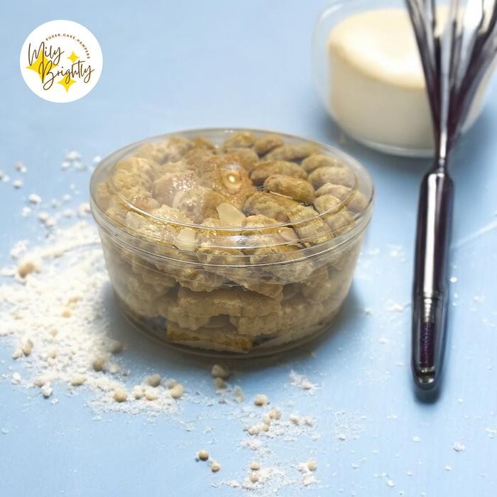 

almond coffee cookies,kue kering almon kopi,kue natal imlek lebaran idulfitri,ramadhan,parcel Kue