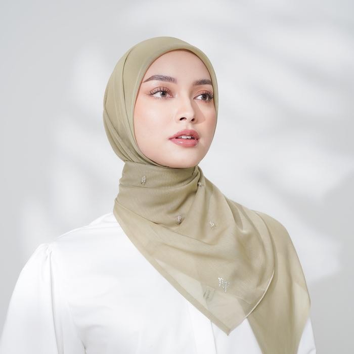 napocut Hijab - Nayla Sulam - Hijab Segiempat Paris Jepang Premium Motif Bunga Lavender 115 x 115 cm